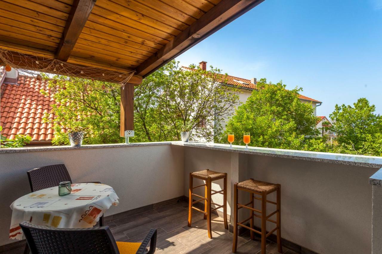 Apartment Hasanec By El-Pi Tours Nijvice Zewnętrze zdjęcie