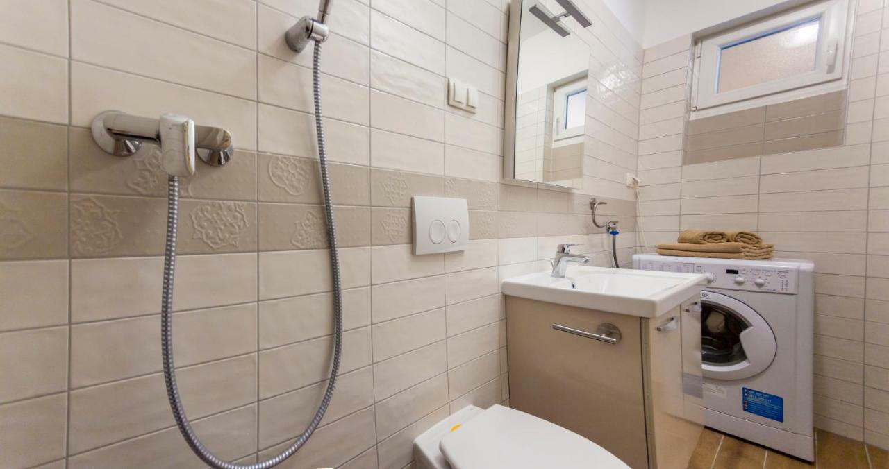 Apartment Hasanec By El-Pi Tours Nijvice Zewnętrze zdjęcie