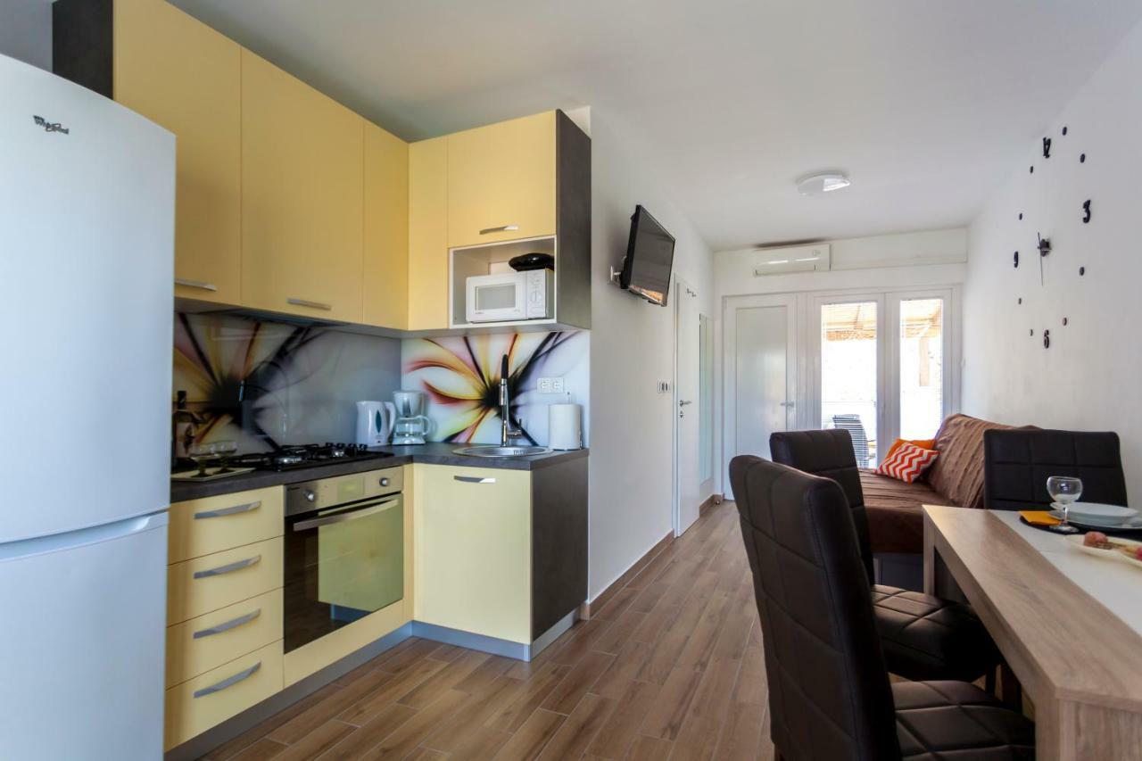 Apartment Hasanec By El-Pi Tours Nijvice Zewnętrze zdjęcie